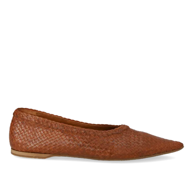 Angulus ballerine tressée cuir bout pointu main